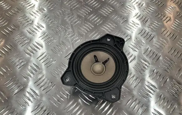 Volvo C40 Panel speaker 31456870