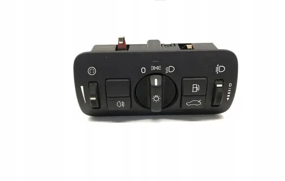 Volvo V60 Tailgate/trunk/boot open switch 