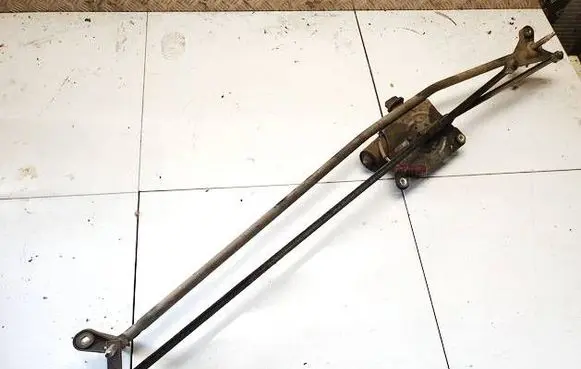 Citroen Xsara Picasso Front wiper linkage and motor 3397020489