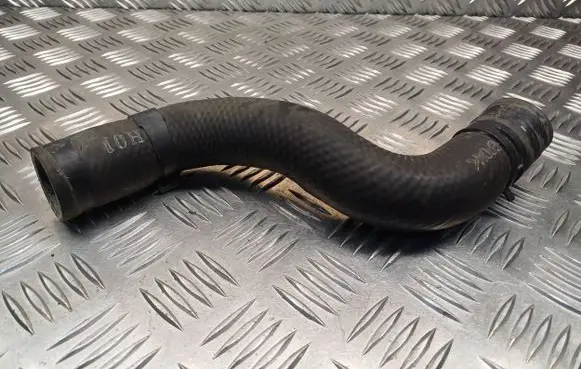 Mazda CX-5 Engine coolant pipe/hose