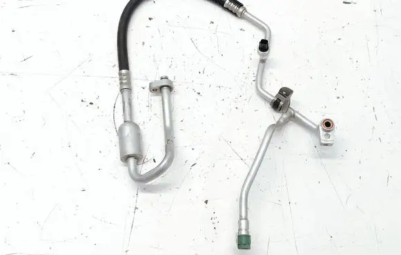 Ford Fusion II Air conditioning (A/C) pipe/hose DS7H19N601GB DS7H19N601