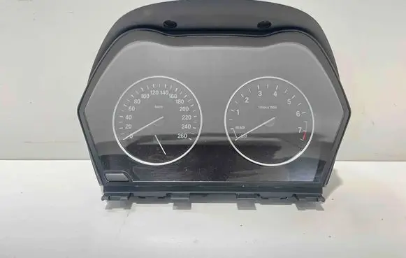 BMW X1 F48 F49 Speedometer (instrument cluster) 6847114 5A03E60