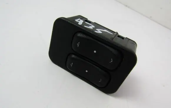 Opel Astra G Electric window control switch 90561088