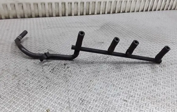 Volkswagen Golf IV Fuel return line/hose 06A133581A