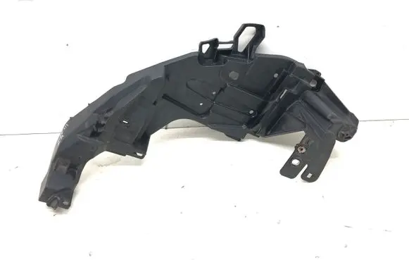Renault Megane III Headlight/headlamp mounting bracket 622238779R