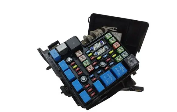 Hyundai i30 Fuse module 952252D000