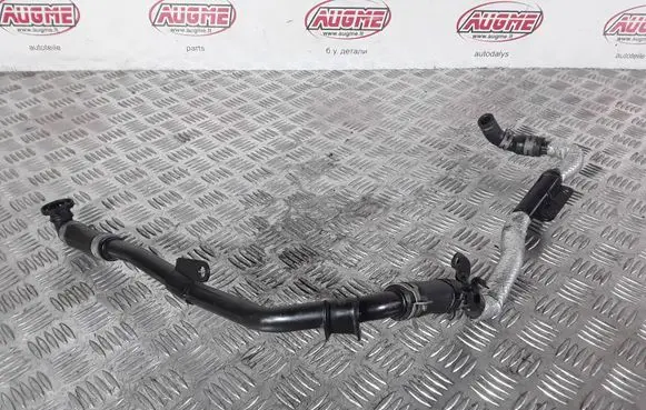 Land Rover Range Rover Sport L494 Engine coolant pipe/hose CPLA6758AB