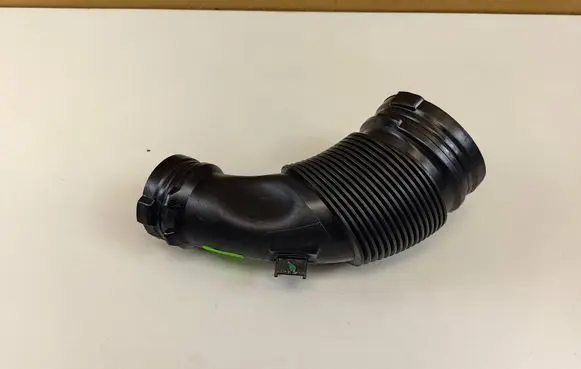Audi A5 8T 8F Air intake hose/pipe 04L129661