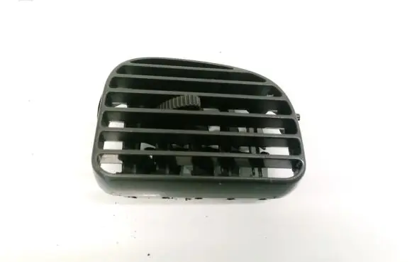 Volvo S40, V40 Dash center air vent grill