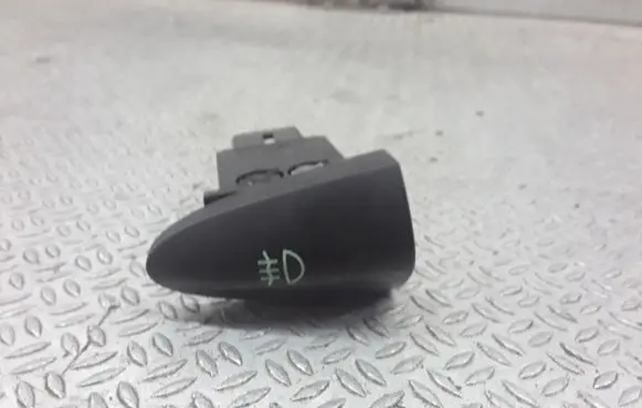 Fog light switch