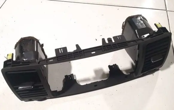 Toyota Corolla E120 E130 Dash center air vent grill 