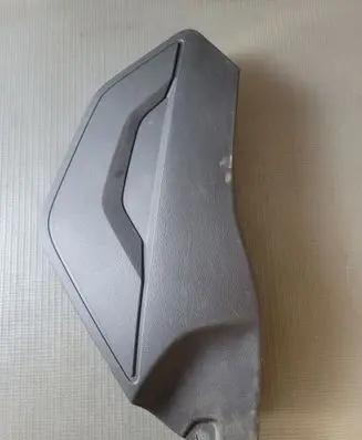Dacia Duster II Dashboard lower bottom trim panel 689212660R 689216018R
