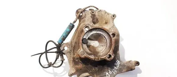 BMW 5 E39 Front wheel hub