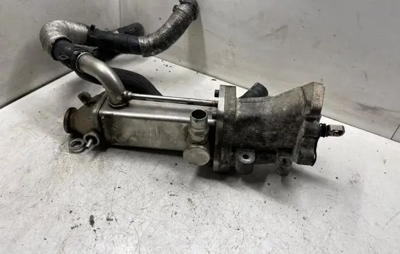 Land Rover Freelander 2 - LR2 EGR valve cooler 79998D
