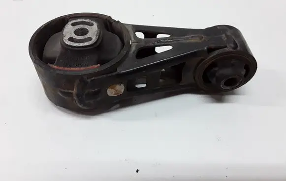 Peugeot 406 Engine mounting bracket 9633919880