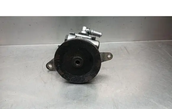 Nissan Primera Power steering pump POMPAP11