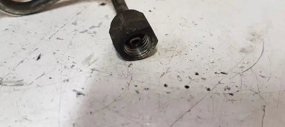 Ford Focus Fuel injector supply line/pipe