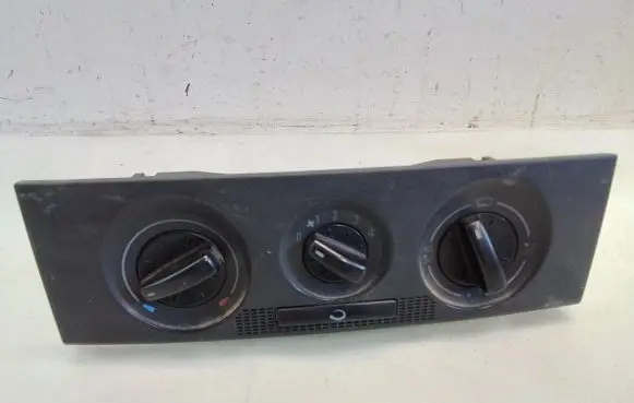 Skoda Fabia Mk1 (6Y) Climate control unit 6Y0819075A