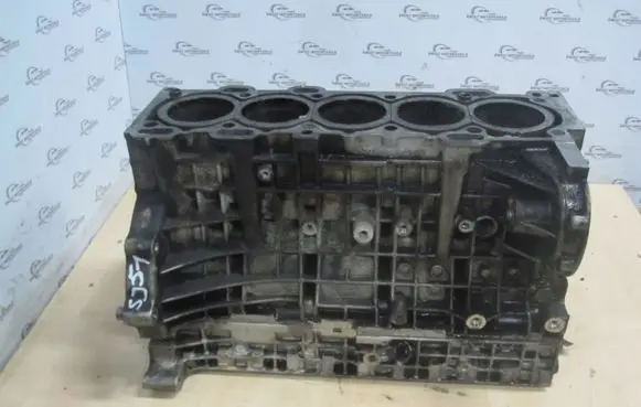 Volvo XC90 Engine block 08653865