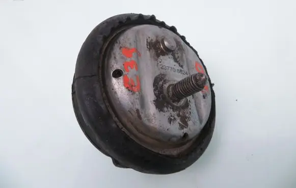 BMW 5 E39 Engine mount vacuum valve 