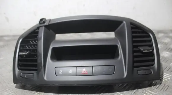 Opel Insignia A Dash center air vent grill 13274792