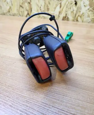 Volvo S40 Rear seatbelt buckle