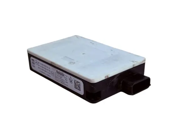 Mercedes-Benz E W212 Distronic sensor radar A0009050110