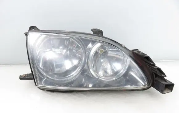 Toyota Avensis T220 Headlight/headlamp 54534380
