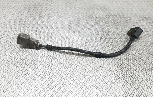 Audi A2 Camshaft position sensor 9805940