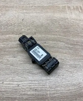 Mazda 5 Airbag deployment crash/impact sensor C23557KC0