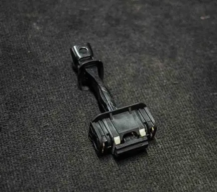 BMW 2 F22 F23 Front door check strap stopper 7269354