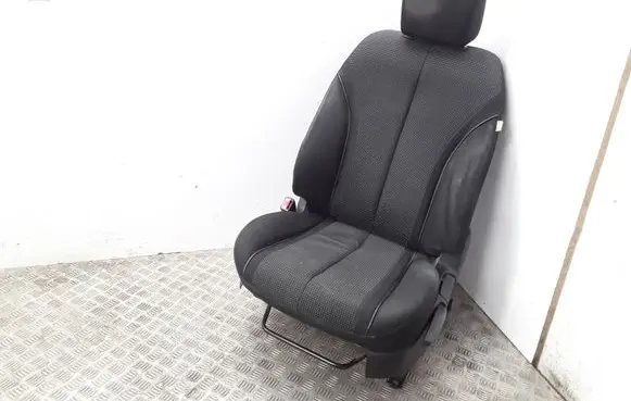 Mazda 2 Front driver seat 