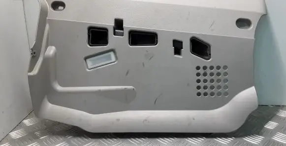 BMW 7 F01 F02 F03 F04 Dashboard lower bottom trim panel 9160373