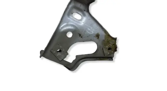 Opel Astra J Fender mounting bracket 13276369
