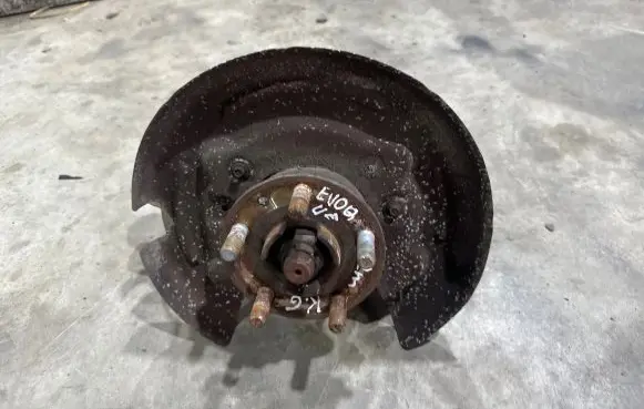 Land Rover Evoque I Rear wheel hub 28A83407