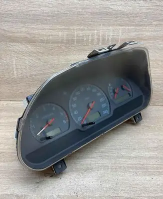 Volvo S40, V40 Speedometer (instrument cluster) 30857484 30857484F ForDieselLHD