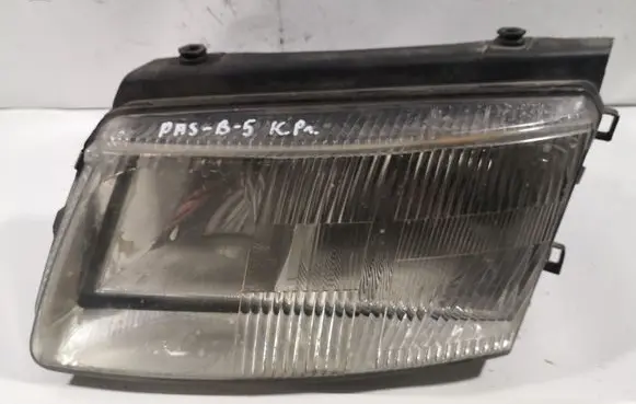 Volkswagen PASSAT B5 Headlight/headlamp 14742500
