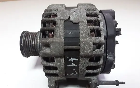 Audi A1 Generator/alternator 03L903023K