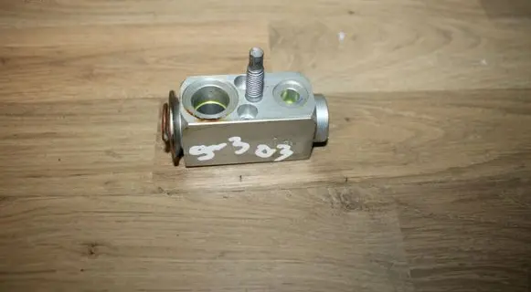 Saab 9-3 Ver2 Air conditioning (A/C) expansion valve 9180166