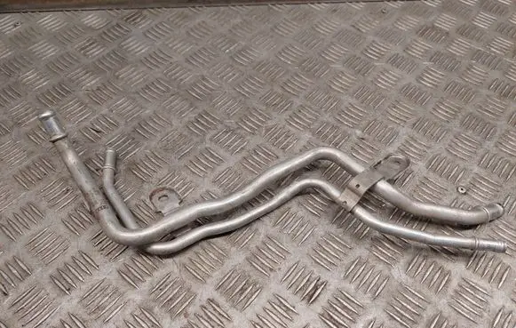 Audi A8 S8 D4 4H Engine coolant pipe/hose 4H0121034F