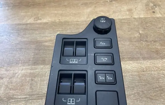 Land Rover Discovery 5 Other switches/knobs/shifts HY32237B66E