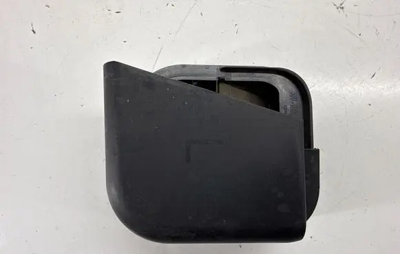 Alfa Romeo Stelvio Quarter panel pressure vent 50546093
