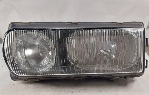 Mitsubishi Sigma Headlight/headlamp 0017033