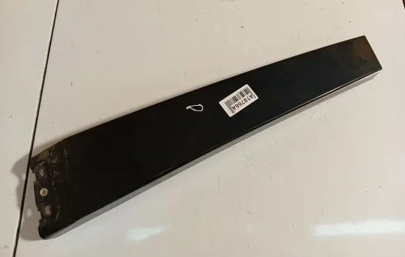 Volkswagen Touareg I Other front door trim element 