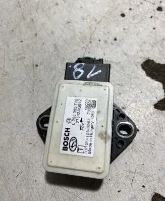 Subaru Outback ESP acceleration yaw rate sensor 27542AG012 7006608 0265005716