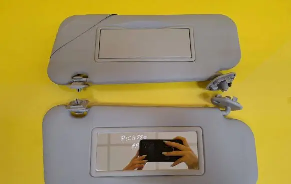 Citroen Xsara Picasso Sun visor