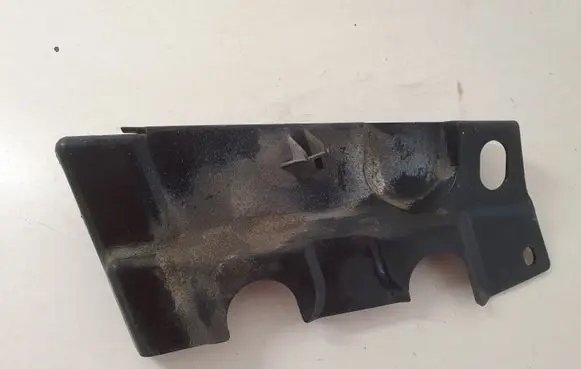 Volkswagen Touran I Other engine bay part 1T0805234B