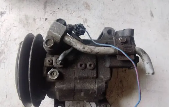 Nissan X-Trail T30 Air conditioning (A/C) compressor (pump) 2K43245010