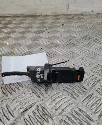 Nissan Almera Tino Mass air flow meter