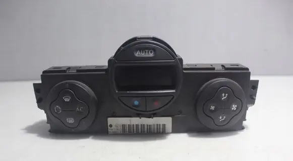 Renault Megane II Interior fan control switch 